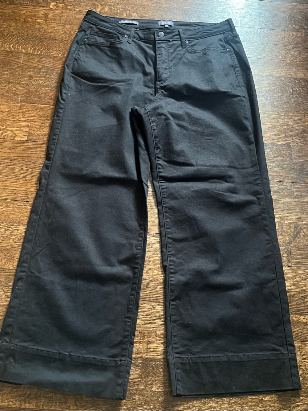 NYDJ black Teresa wide leg crop jeans size 14 W